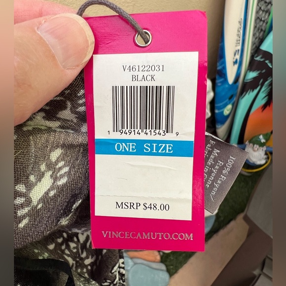 NWT Vince Camuto Beach Coverup - Picture 2 of 5